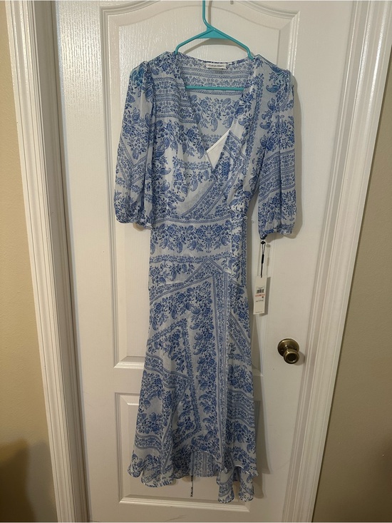 Calvin Klein Dresses & Skirts - Calvin Klein Light Blue & White Floral Wrap Midi Dress